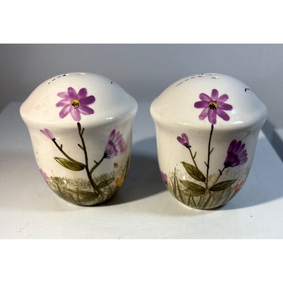 Cheri Lane Salt & Pepper Shaker Set  Floral & Beehive Design Ceramic - Picture 4 of 6